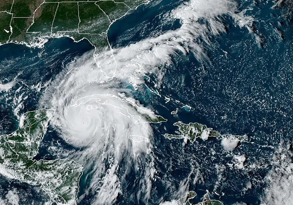 Hurricane Ian pounds Florida as monster Category 4 storm