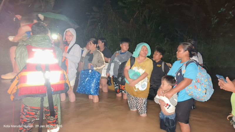 Over 1,300 evacuated in Sabah as floods worsen