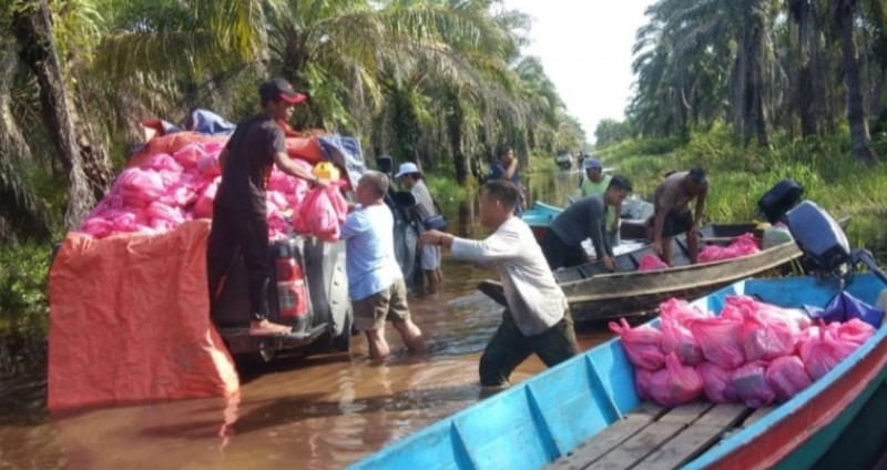 Emergency food aid deployed to about 1,000 flood-hit families in Sarawak