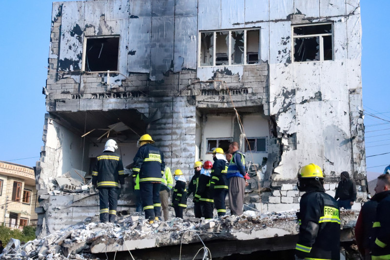 15 killed in Iraq after gas tank blast triggers building collapse