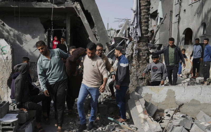 Israeli air strike hits near charity kitchen in Gaza as Palestinians gathered for food