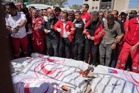 Israeli troops killed 15 Palestinian medics and buried them in a mass grave, UN says