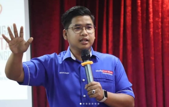Grassroots UMNO youth questions party chief’s push to exit unity government and revive PAS alliance