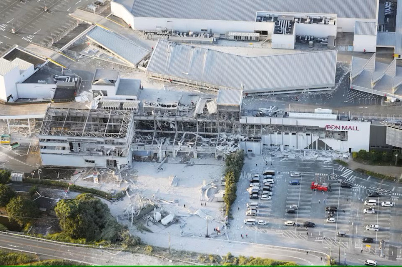 Japan earthquake kills at least three as mall blast, building collapse compound disaster