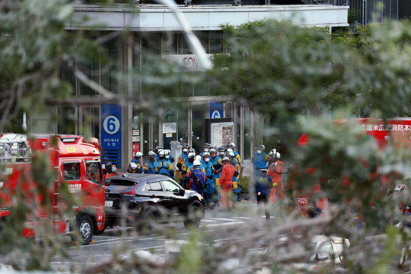  Kumamoto quake kills 13 as Japan races to rescue survivors
