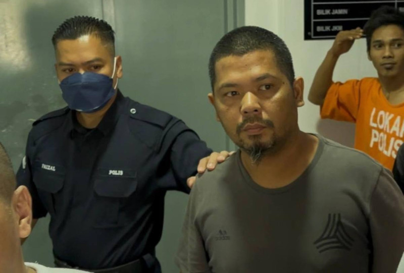 Lorry driver denies assaulting wife in domestic violence case in Johor court