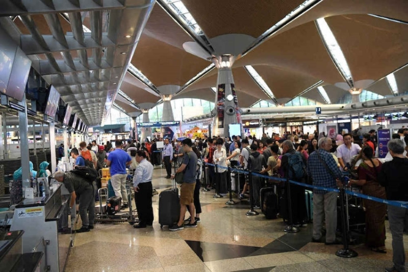 KLIA2 power outage report expected within a month, says Fahmi (Updated)