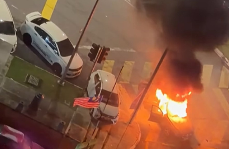 BMW destroyed, Axia partially in fire at KL Gateway Mall