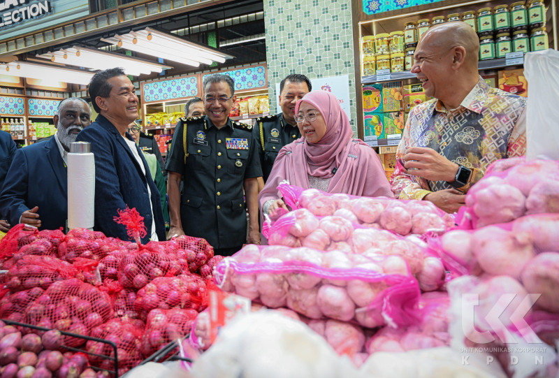 Deepavali price controls cut prices of five essentials in Peninsular Malaysia