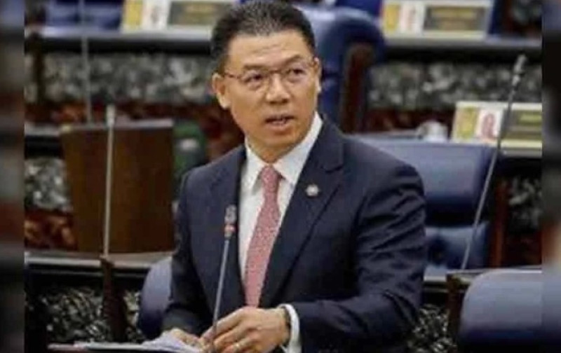 Dewan Rakyat erupts over minister’s 20-tonne rubbish claim following opposition rally