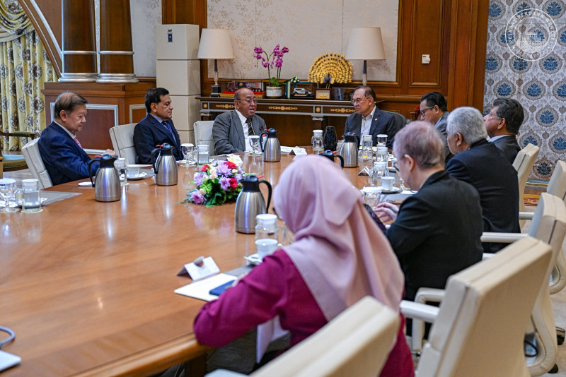 Regional think tank visits PM