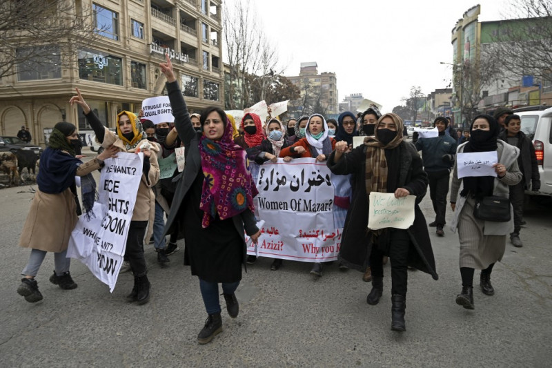 Taliban forces pepper spray women protesters calling for rights