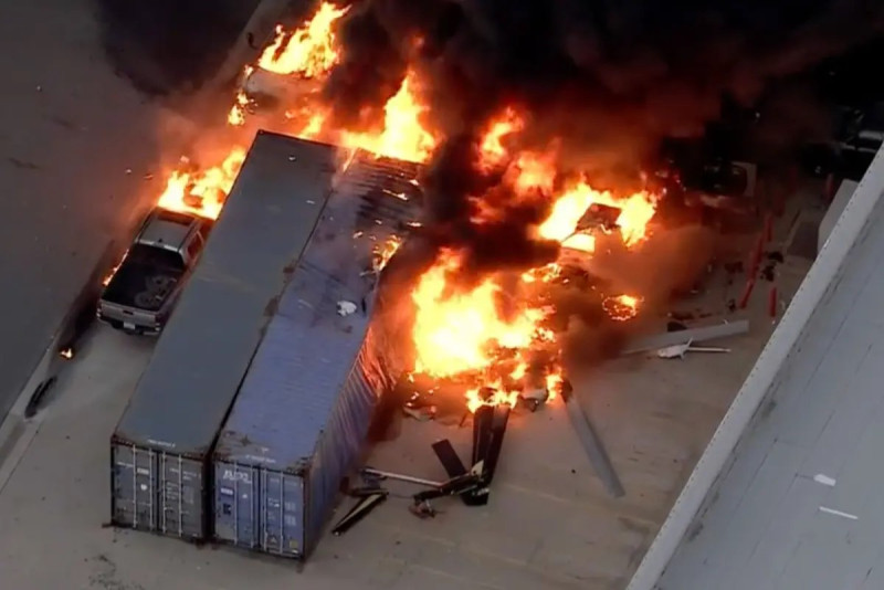 NBC4 news helicopter crashes in Los Angeles, killing three
