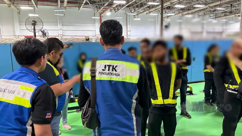 Labour Dept flags minimum wage breaches in Selangor courier firm raid