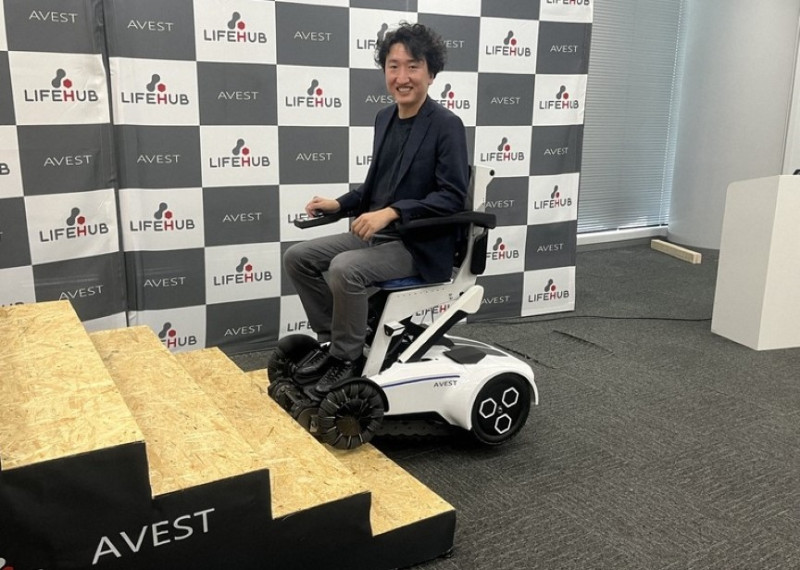 Japan startup to sell stair-climbing electric wheelchair in 2026