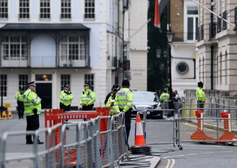 London police brace for large rival protests