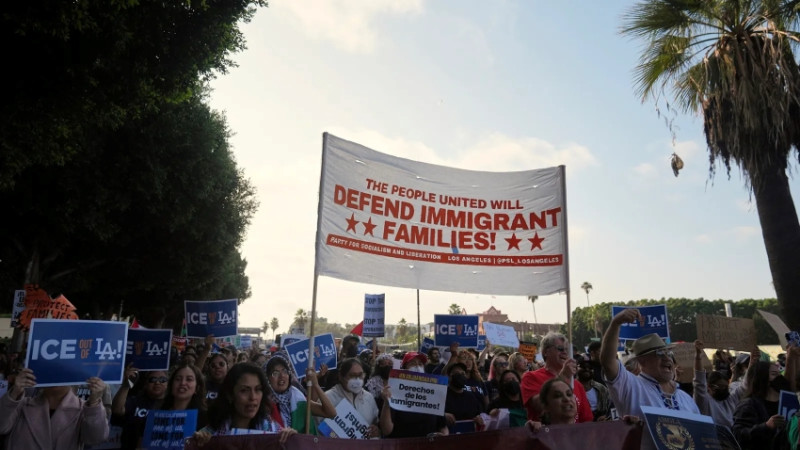 Protesters rally against immigration agents for second day in Los Angeles
