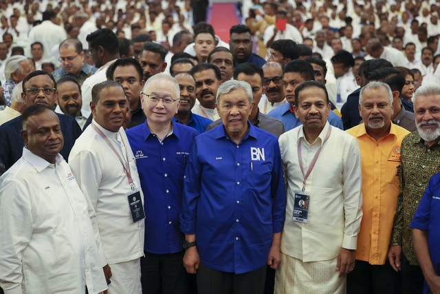 BN Chairman confirms internal dispute with MIC resolved, hails continued loyalty to BN