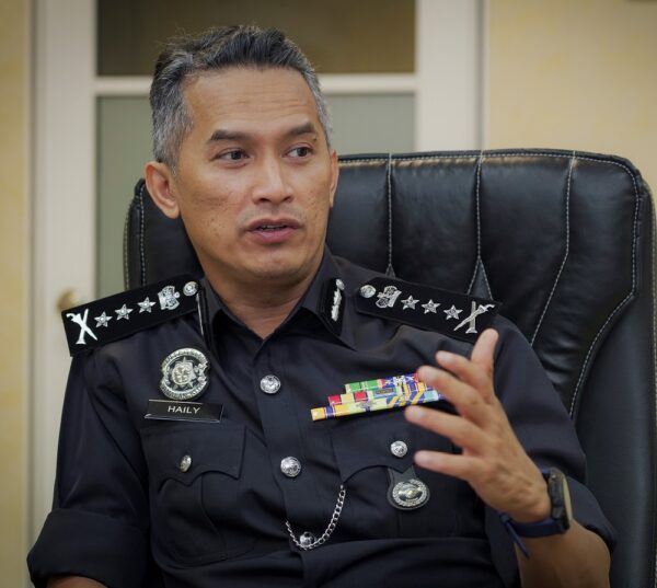 Vehicle theft syndicate dismantled, three suspects shot dead inpolice raid