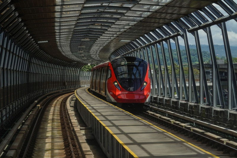 MRT Kajang Line delayed after attempted cable theft, track intrusion