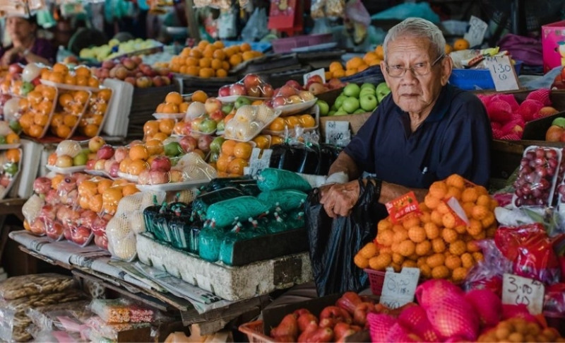 Most Malaysians continue working beyond retirement age amid financial pressures - Survey