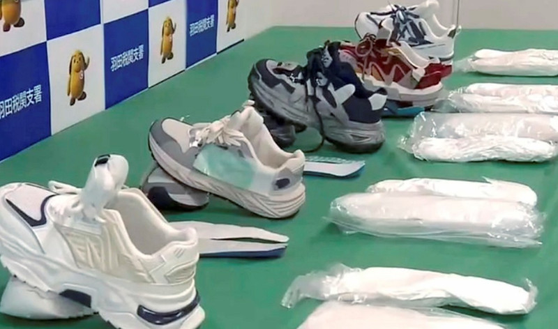 Malaysian suspect claims airport staff were paid to let cocaine shipment pass in Japan