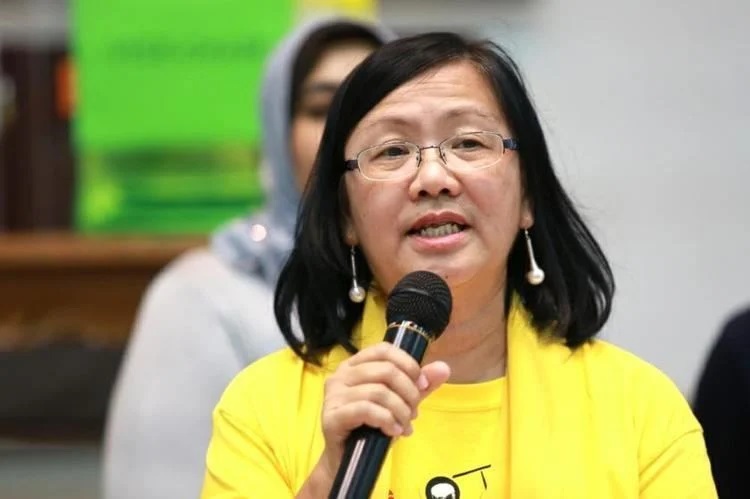 Police refusal to accept notice of assembly oversteps line of authority, says Maria Chin