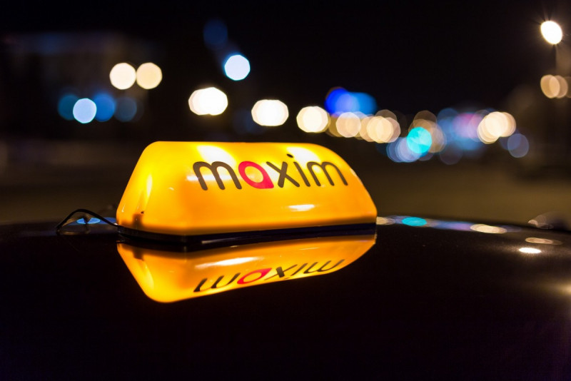 Maxim sorts out its e-hailing drivers’ permit renewals with Apad