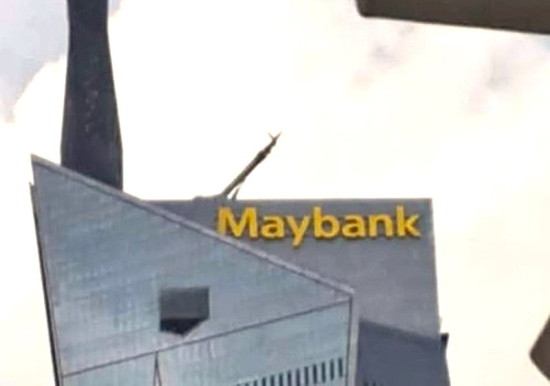 Maybank refutes claims of signage removal from Merdeka 118 amid public backlash
