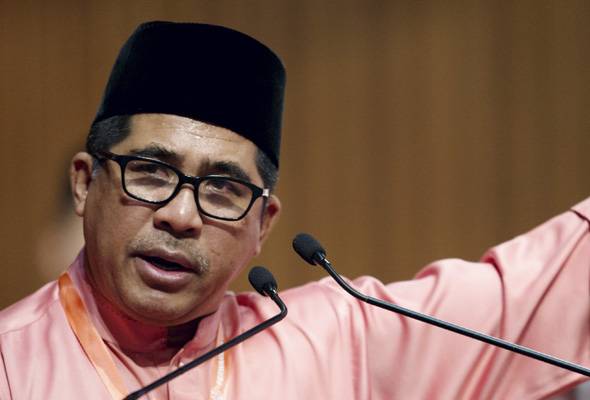 No point for Umno ministers to quit posts, says rep