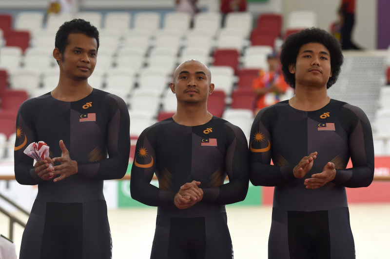 First athlete to receive Covid-19 vaccine