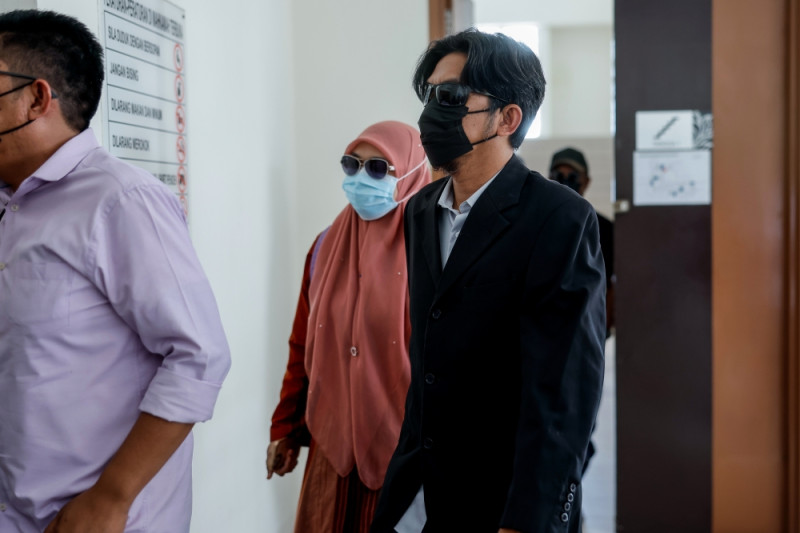 Music teacher claims trial to 14 charges of sexual assault against 6 students in Sabak Bernam