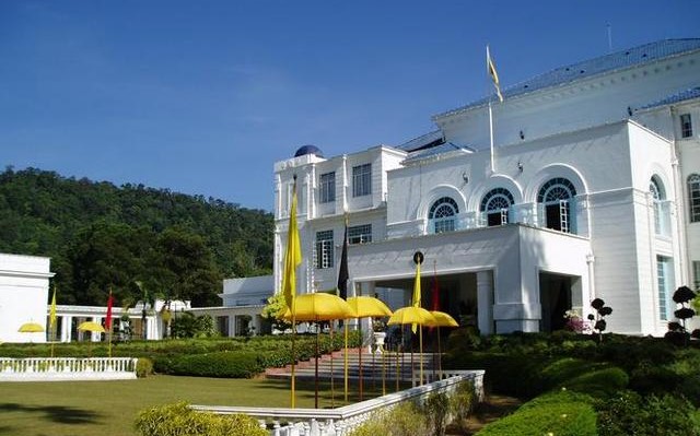 Three BN leaders vie for Negeri Sembilan Menteri Besar post as palace prepares for appointment