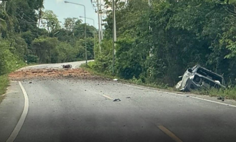 Two police officers injured in southern Thailand bomb attack while returning from theft investigation