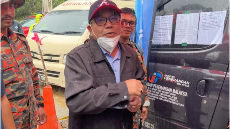 S’gor Fire Dept chief discharged from hospital, returns to Batang Kali site