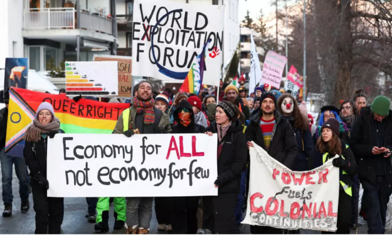 Billionaires’ wealth hits record level amid Davos forum, Oxfam warns of political risks