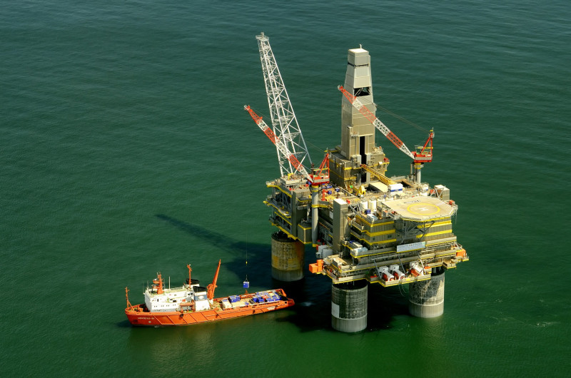 Oil prices jump to highest in nearly 3 weeks
