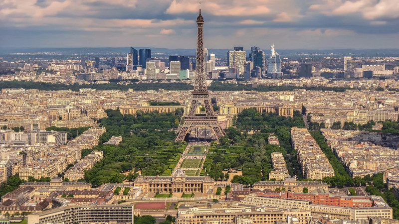 Macron seeks French cabinet backing for anti-extremism law