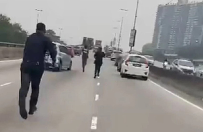 Man with 10 previous criminal records shot after fleeing police in Petaling Jaya