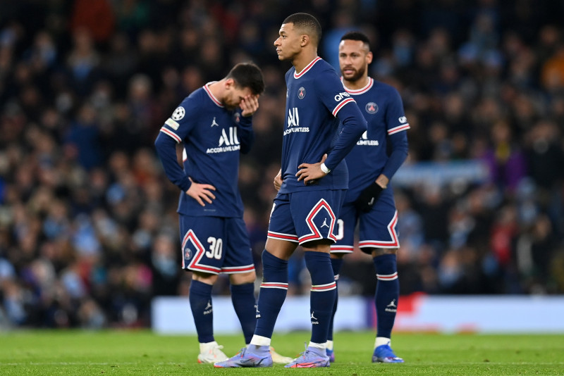 PSG stars Messi, Neymar jeered by angry fans over Champions League exit