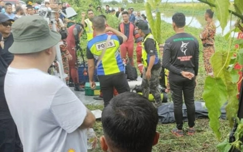 Body of missing student recovered after paddy harvester plunges into river
