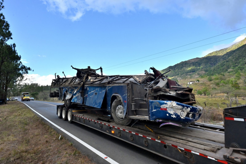 At least 39 dead in Panama migrant bus crash