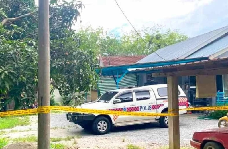 11-year-old boy injured in alleged stabbing by father, a schoolteacher