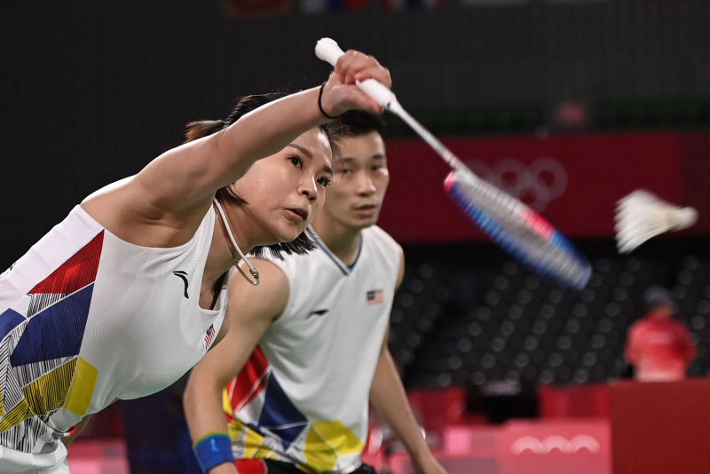 Peng Soon-Liu Ying book flight home after second defeat