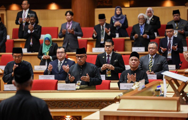 Perak assembly observes moment of silence for landslide victims