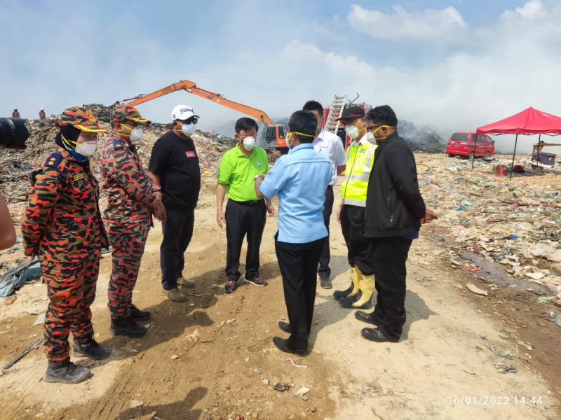 Two villages ordered to evacuate due to Pulau Burung landfill fire
