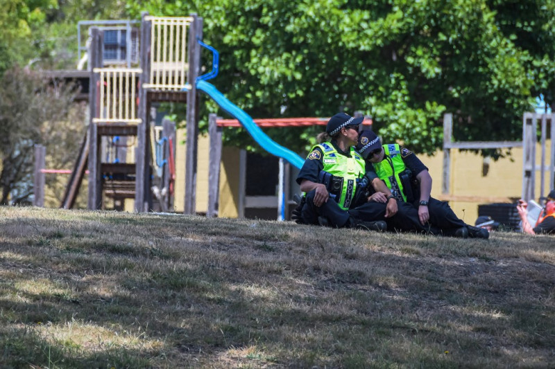 6th child dies 3 days after Australia bouncy castle tragedy