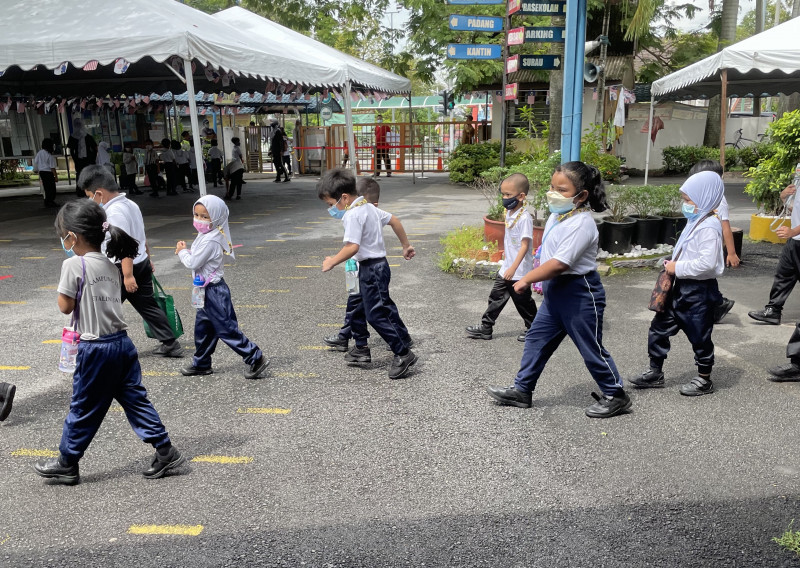 ‘Chaotic’ rotational attendance system leaves parents worried