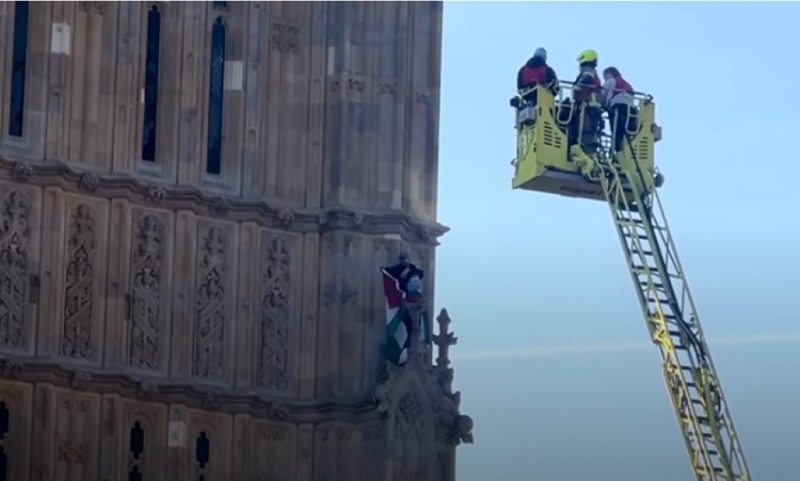 Man climbs London's Big Ben tower waving Palestinian flag