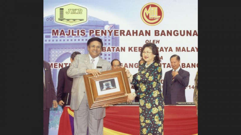 Rais Yatim, Rafidah reminisce about ‘one of a kind’ Samy Vellu